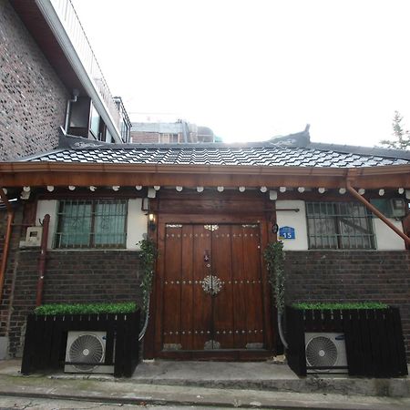 Icos Guesthouse 1 - Female Only Seoul Exterior foto