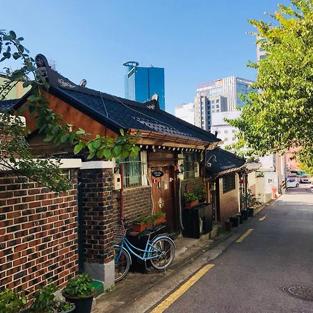 Icos Guesthouse 1 - Female Only Seoul Exterior foto